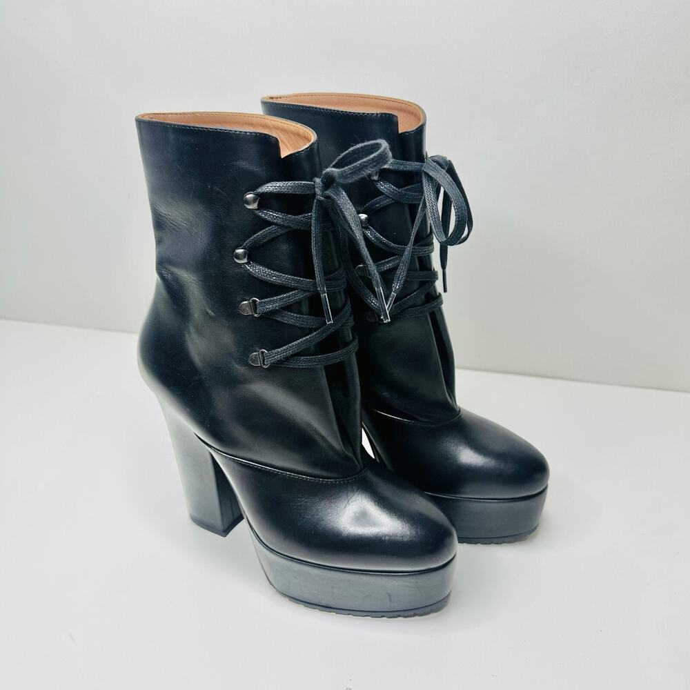 NWOB Alaia Trekk Booties 37.5 US 7.5 Black Leather Lace Up Platform Ankle Boots - Picture 5 of 14